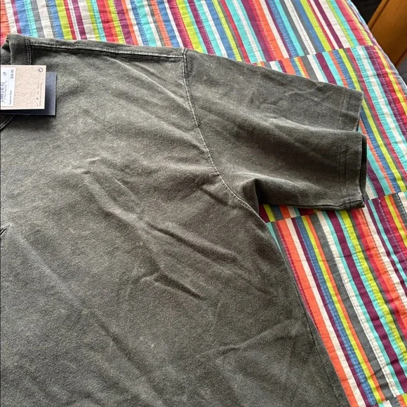 Nike Olive Green Embroidered Swoosh Short Sleeve Tee small loose fit nwt - Picture 5 of 13